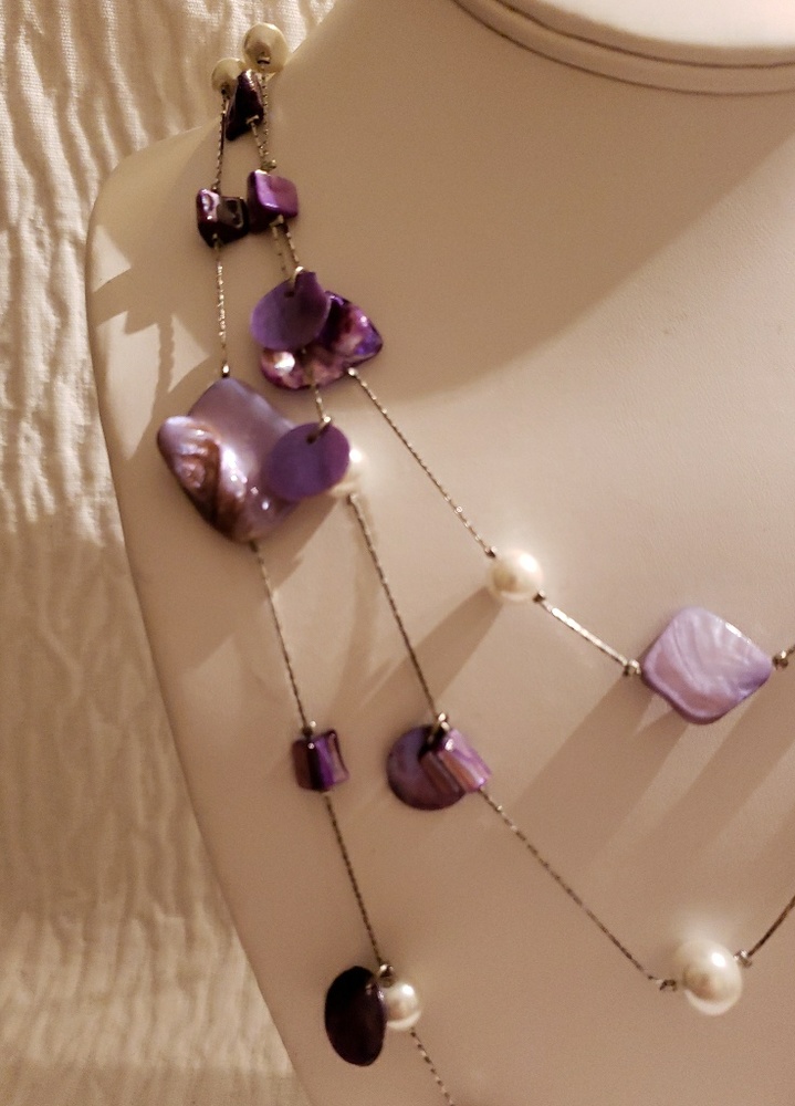 Necklace - Picture 2 of 5